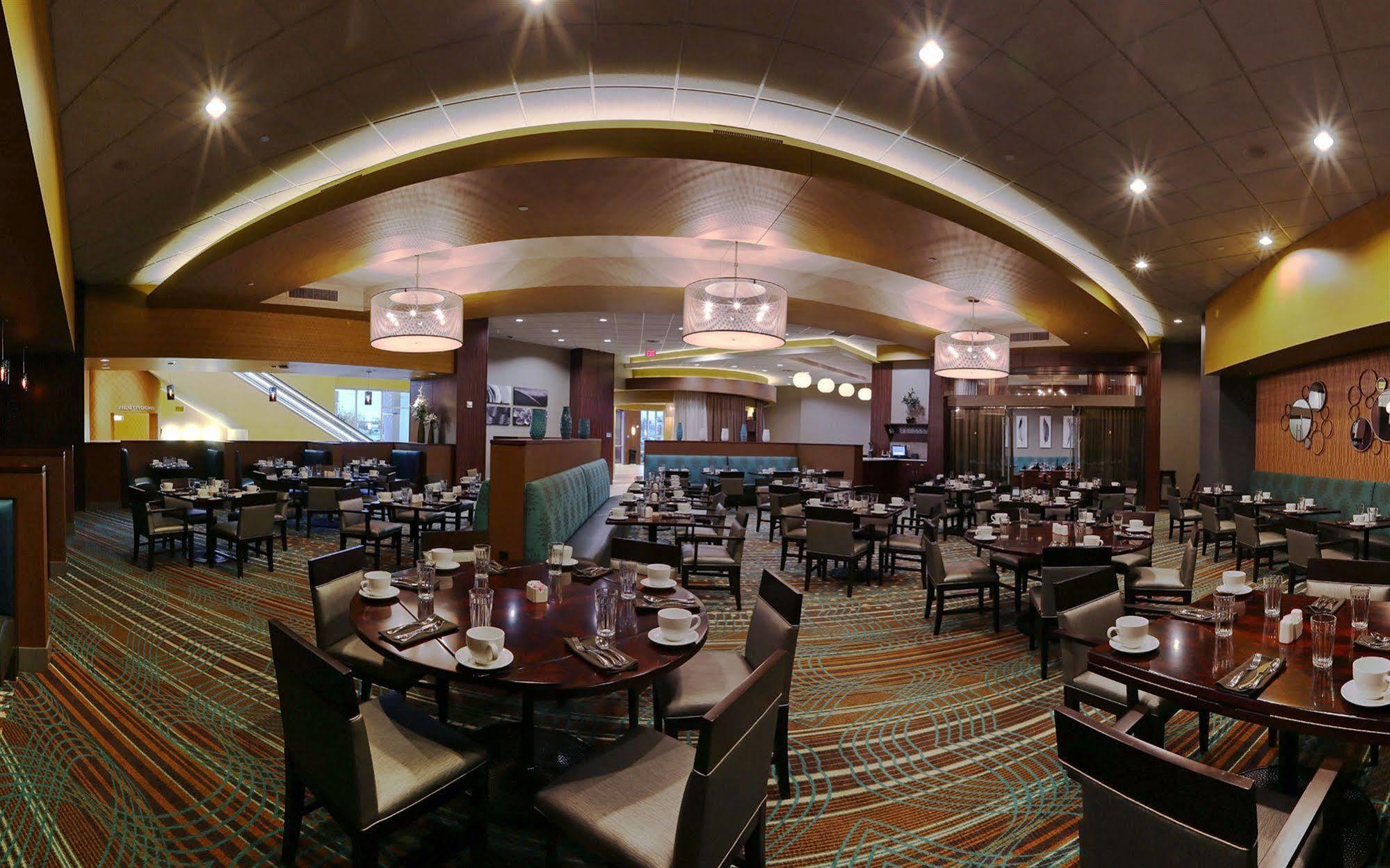 Apache Casino 3*